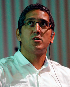 Arash Komeili